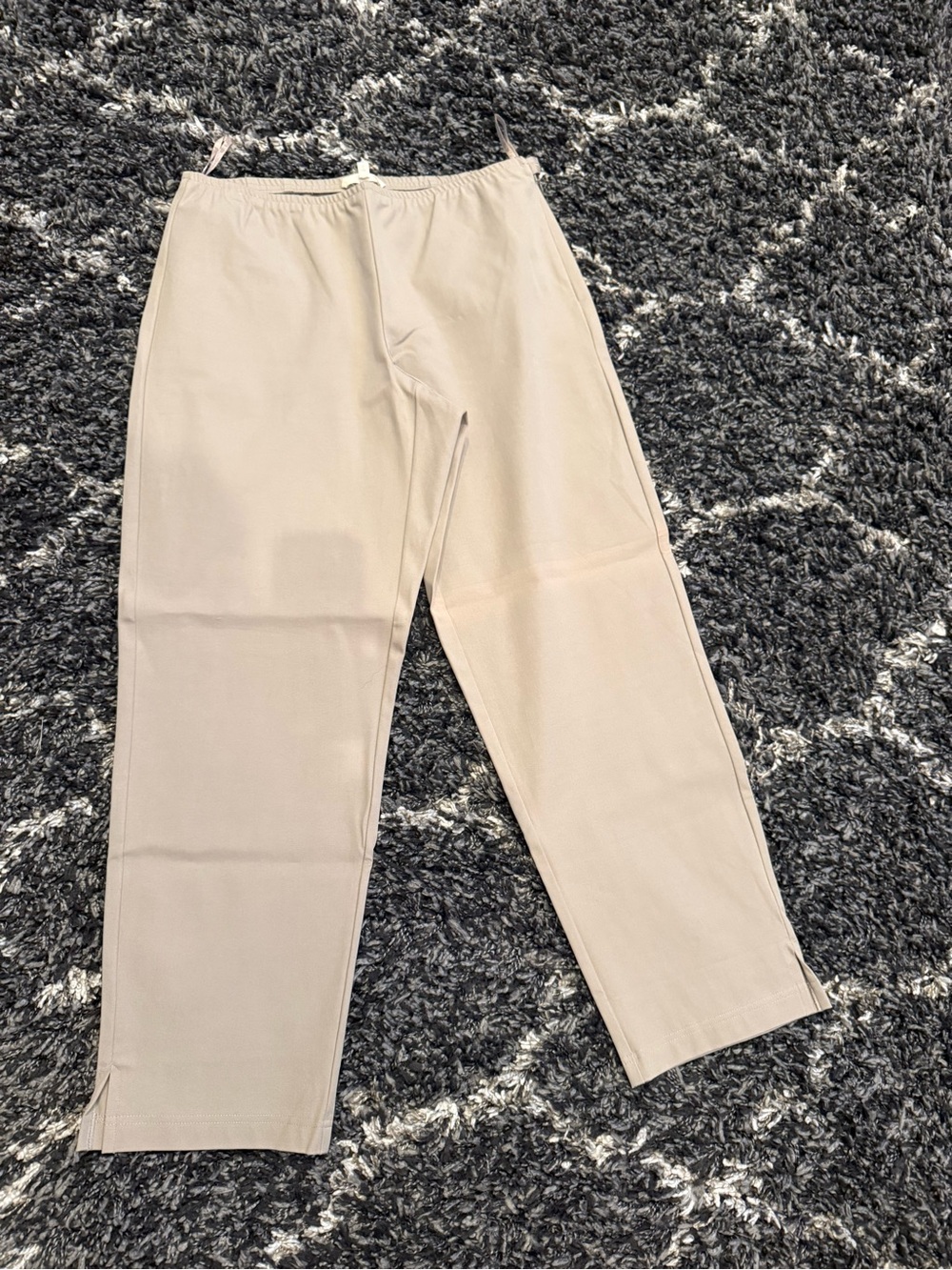 Eileen Fisher Cropped Straight-Leg Pants in darker khaki color never worn no tag